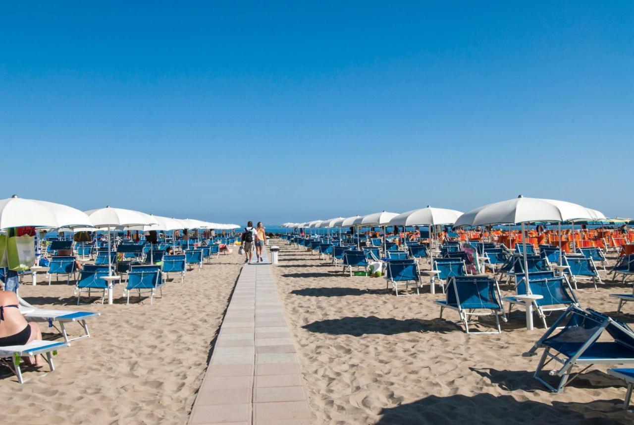 Hotel Prestige Cattolica Ngoại thất bức ảnh