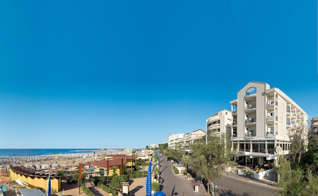 Hotel Prestige Cattolica Ngoại thất bức ảnh