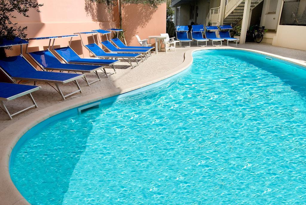 Hotel Prestige Cattolica Ngoại thất bức ảnh