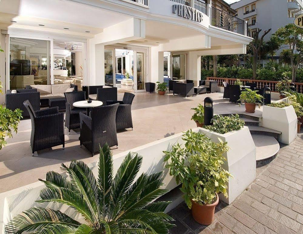 Hotel Prestige Cattolica Ngoại thất bức ảnh