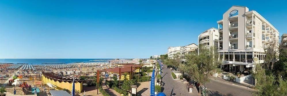 Hotel Prestige Cattolica Ngoại thất bức ảnh